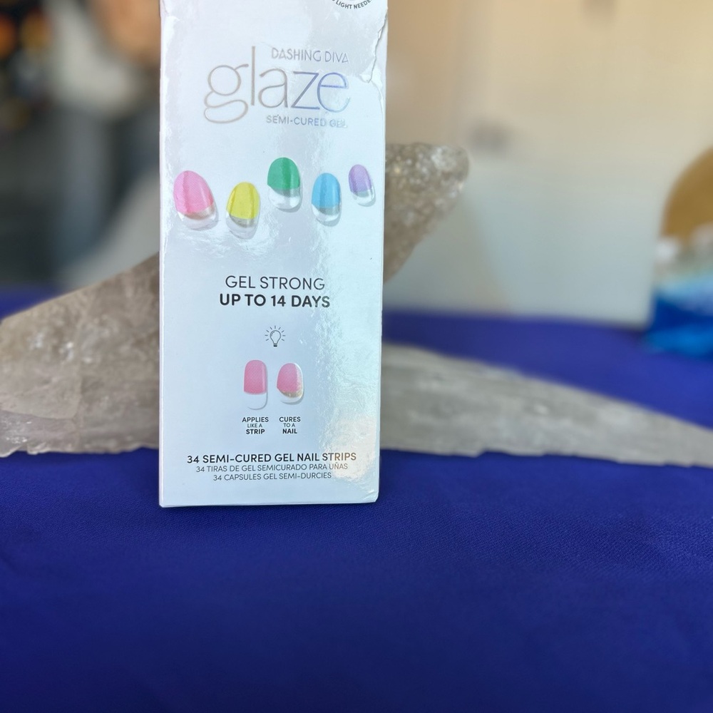 Dashing Diva Glaze Semi-Cured Gel Nail Strips